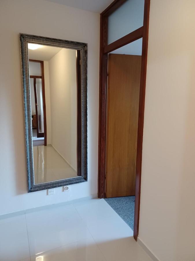 Walk Apartment Vukovar Esterno foto